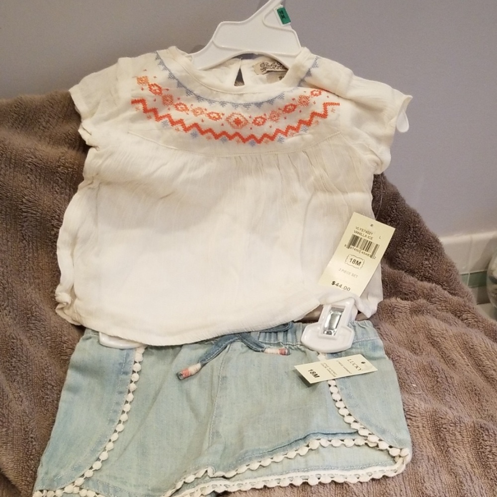 Girl's outfit